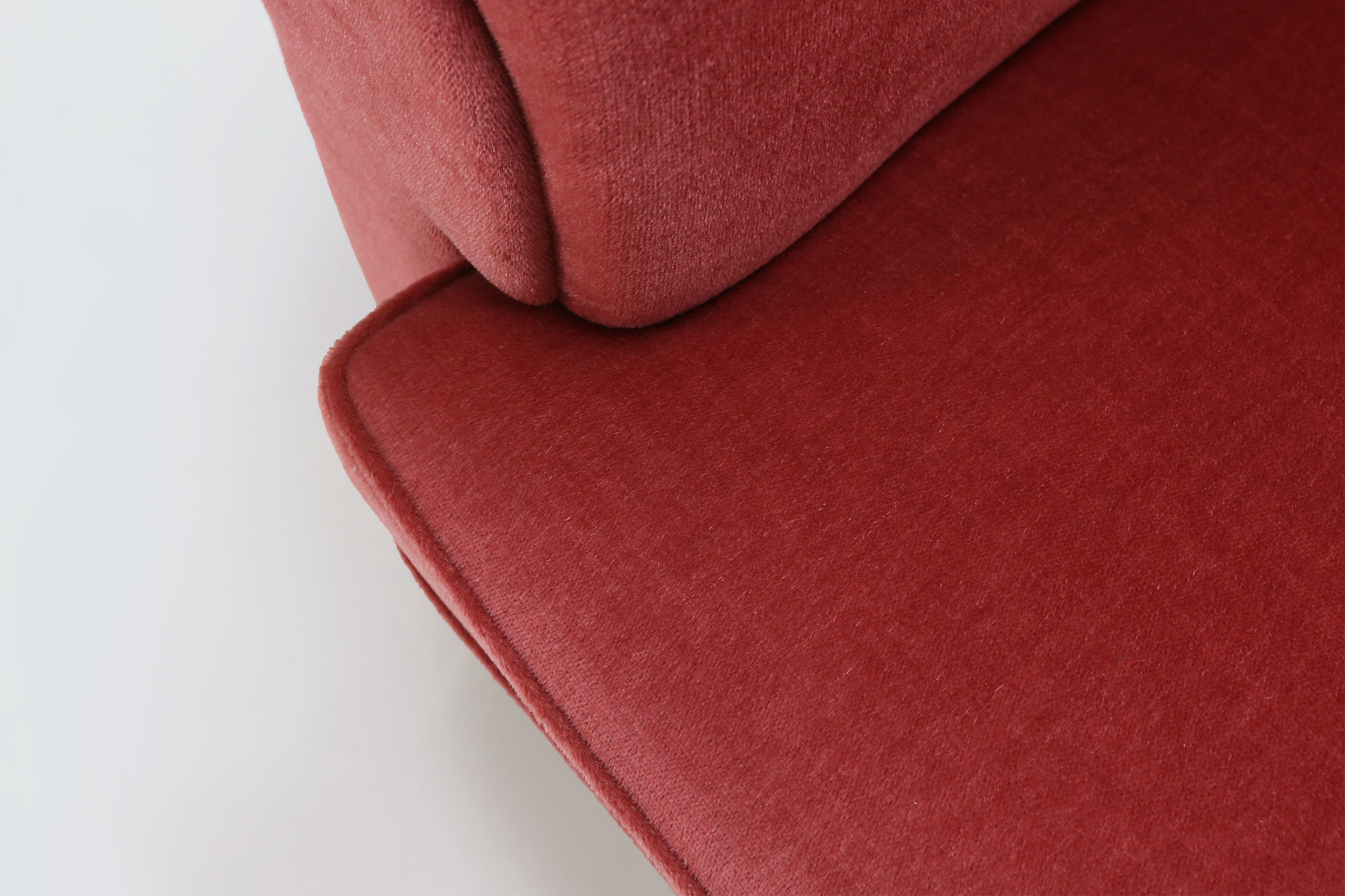Art Deco armchairs in red upholstery